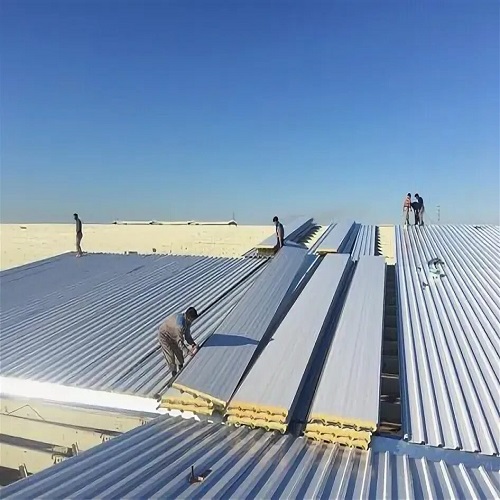 نصاب ساندویچ پانل